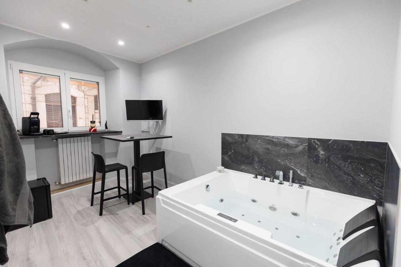 B&B Chiaro Di Luna Barletta Luaran gambar