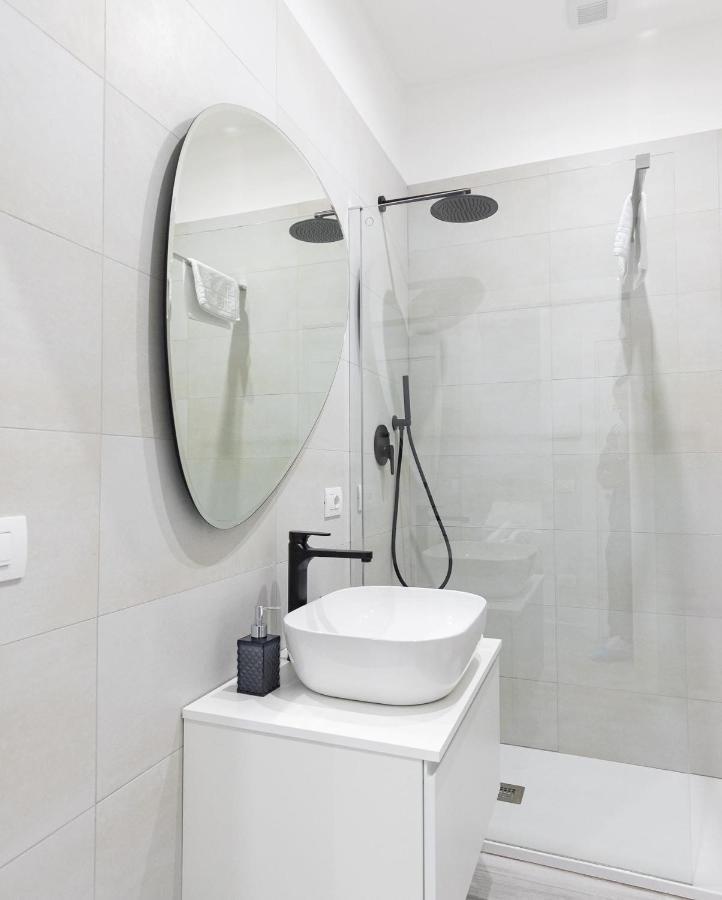 B&B Chiaro Di Luna Barletta Luaran gambar