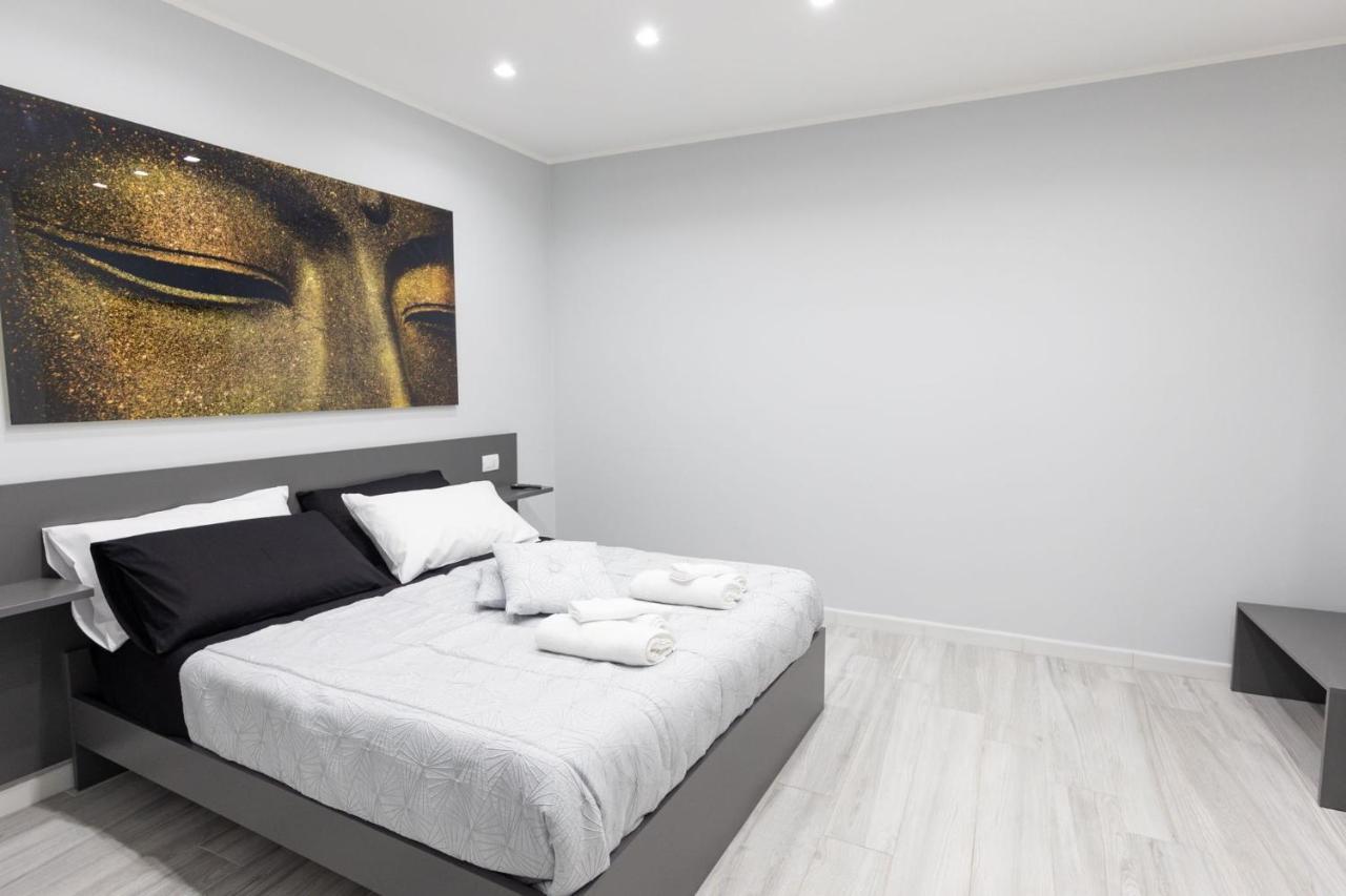 B&B Chiaro Di Luna Barletta Luaran gambar